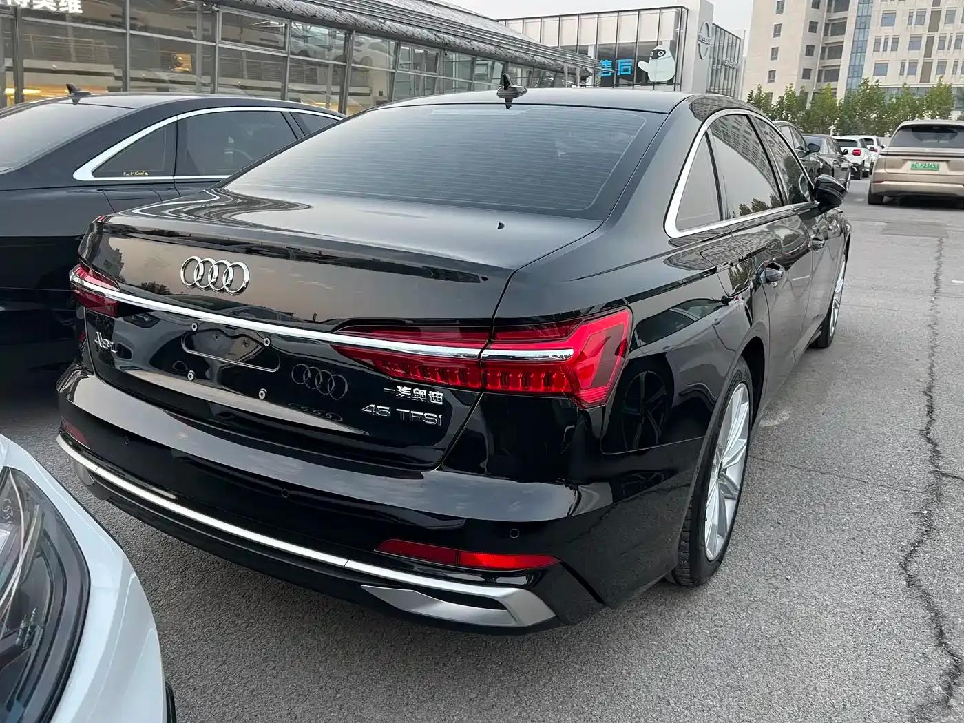 Audi A6L 2023 Facelift 45 TFSI Dynamic Edition — миниатюра 7