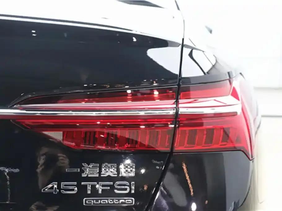 Audi A6L 2025 Facelift 45 TFSI quattro Premium Dynamic Edition — миниатюра 8