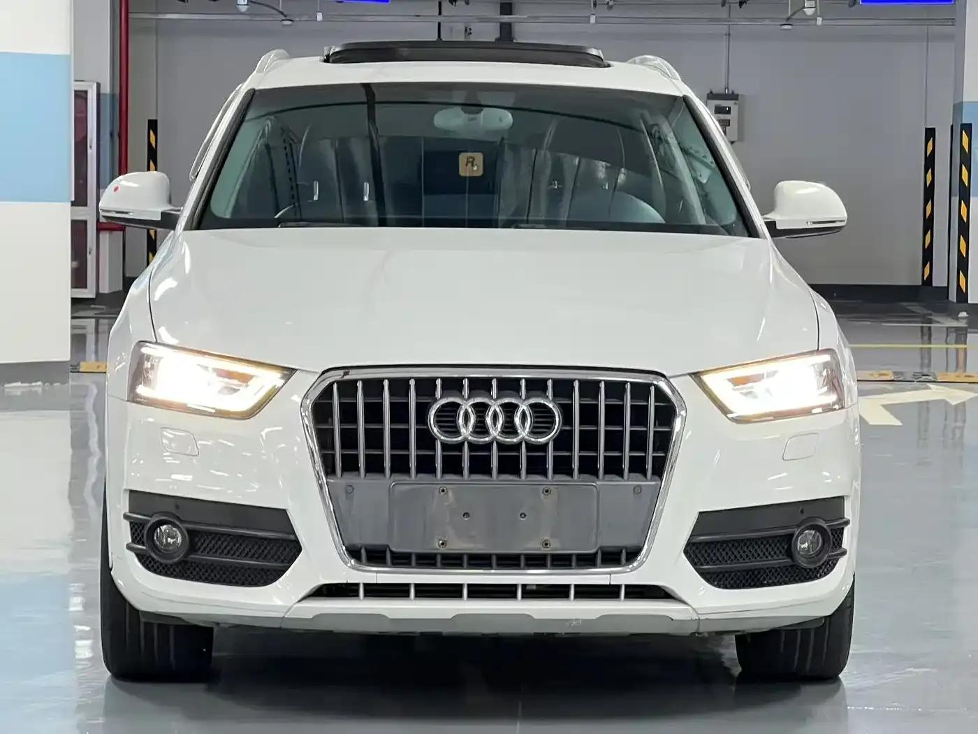 Audi Q3 2016 35 TFSI Classic Edition Intelligent Model — миниатюра 3