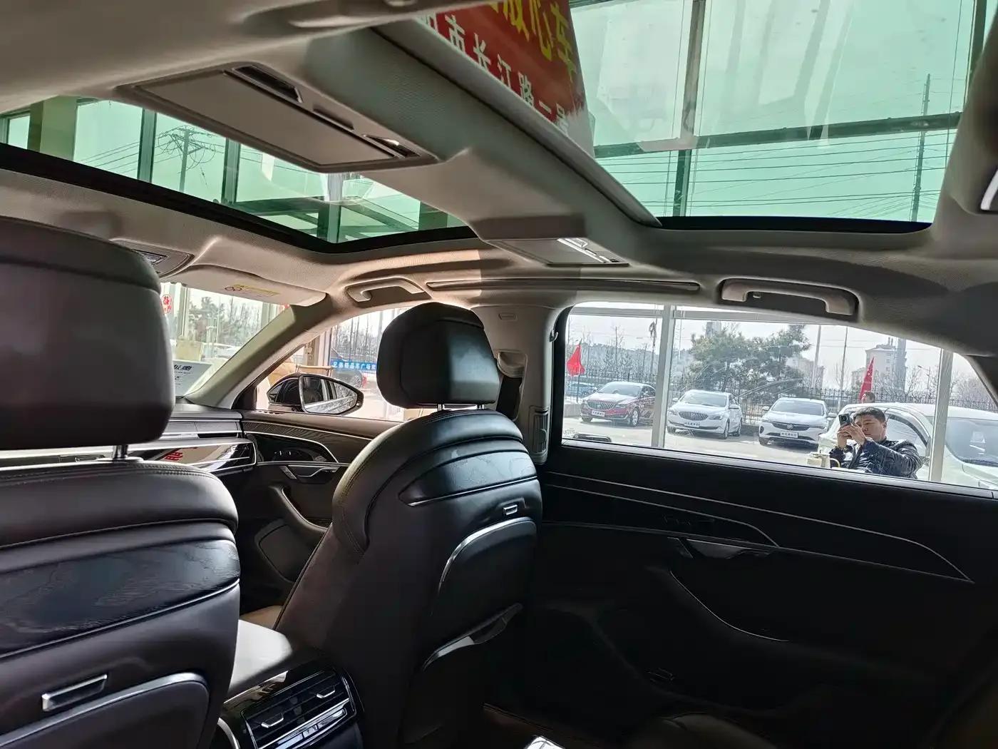 Audi A8 2019 Facelift Plus A8L 50 TFSI quattro Comfort — миниатюра 13