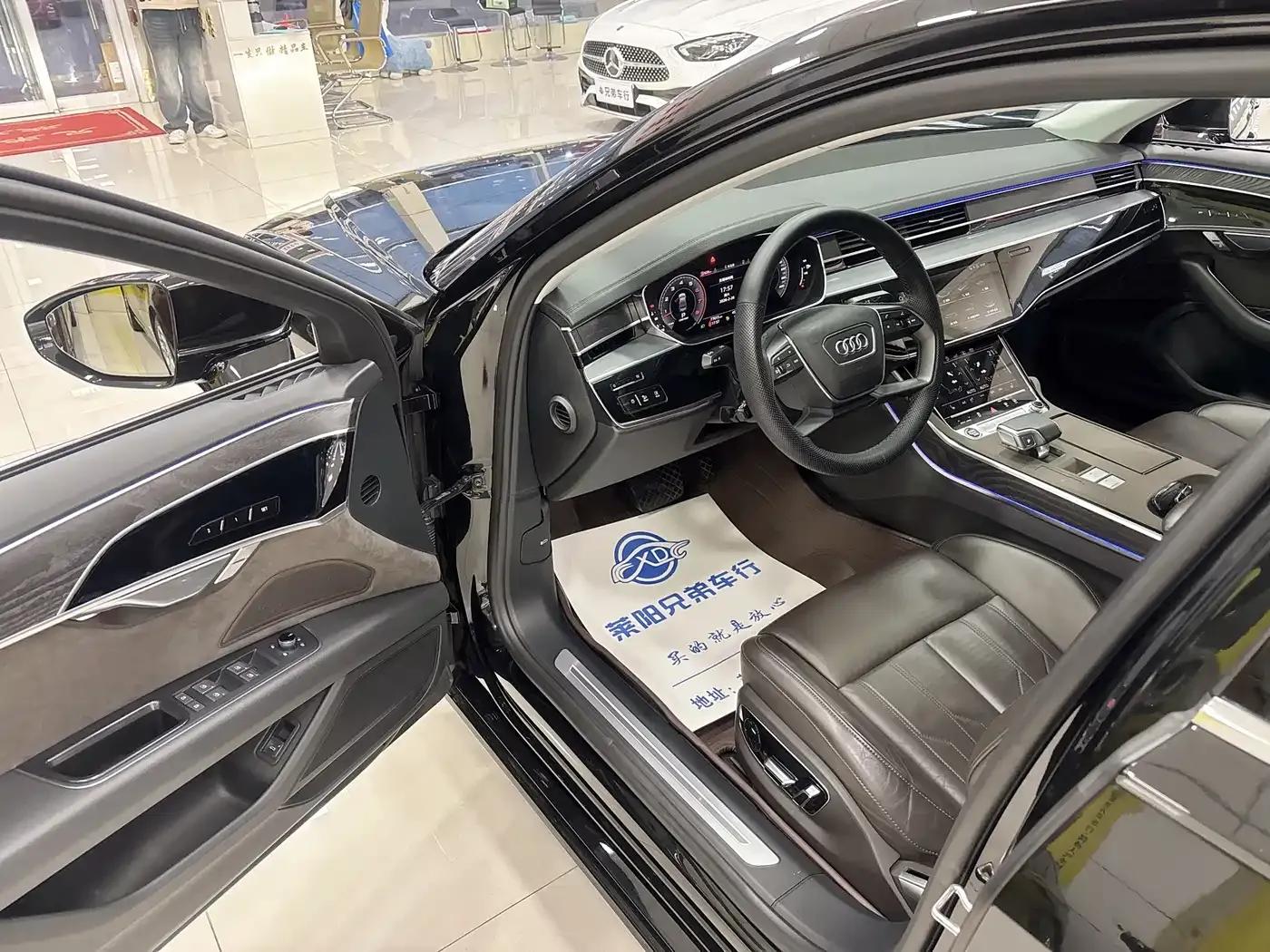 Audi A8 2019 Facelift Plus A8L 50 TFSI quattro Comfort — миниатюра 7