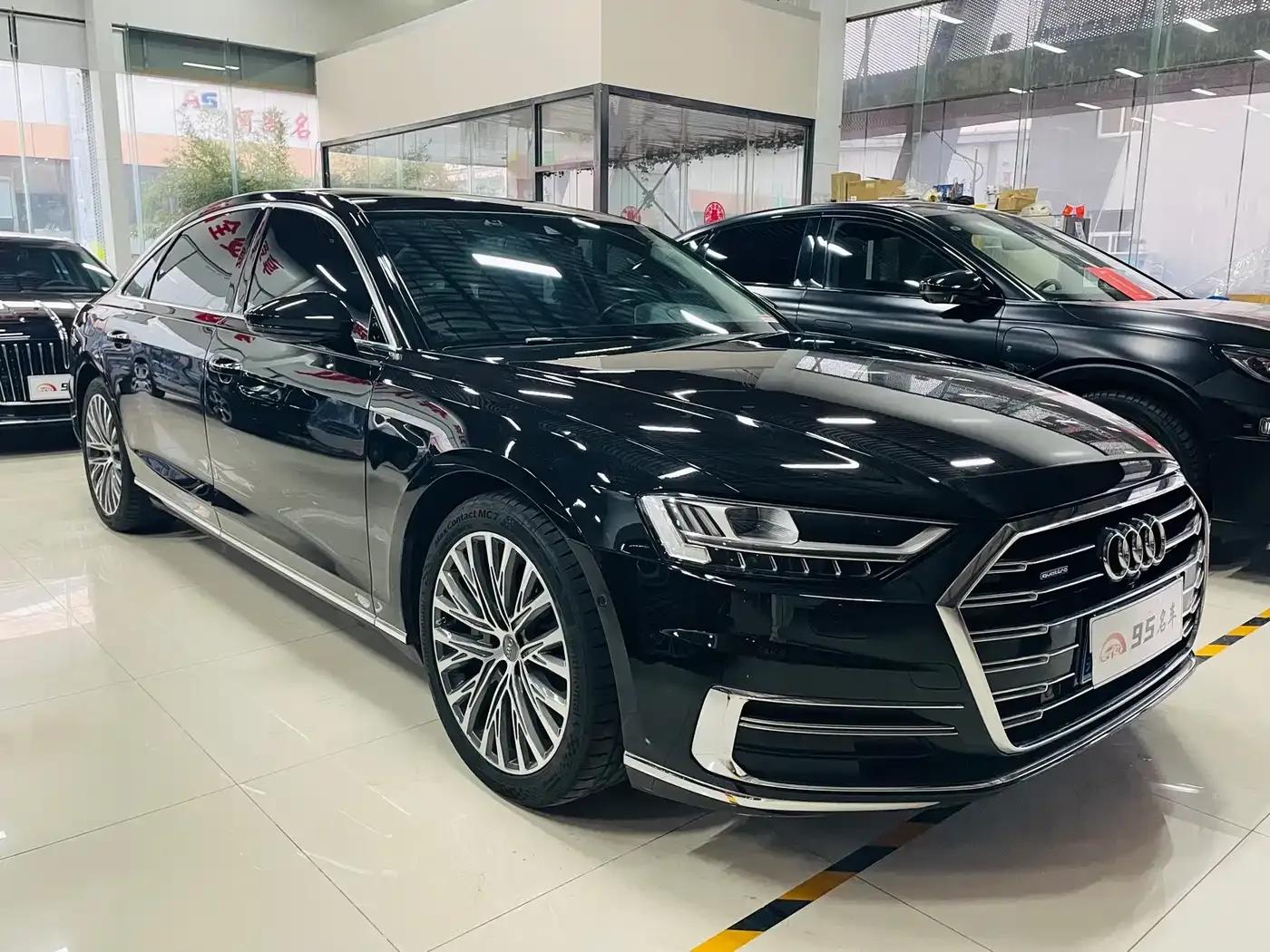 2021 Audi A8 A8L 55 TFSI quattro Luxury — миниатюра 3