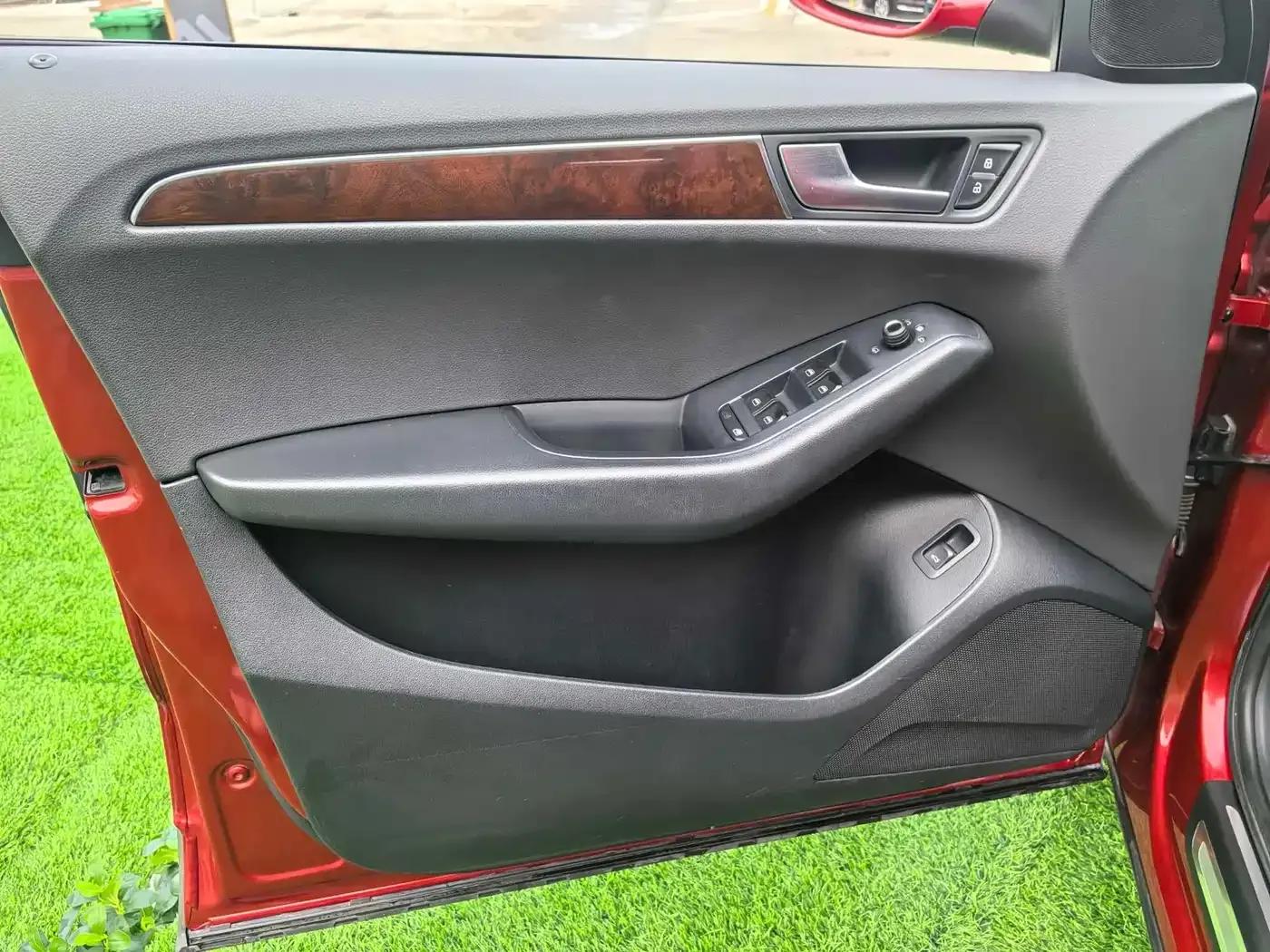 Audi Q5 2012 2.0TFSI Technology Edition — миниатюра 17