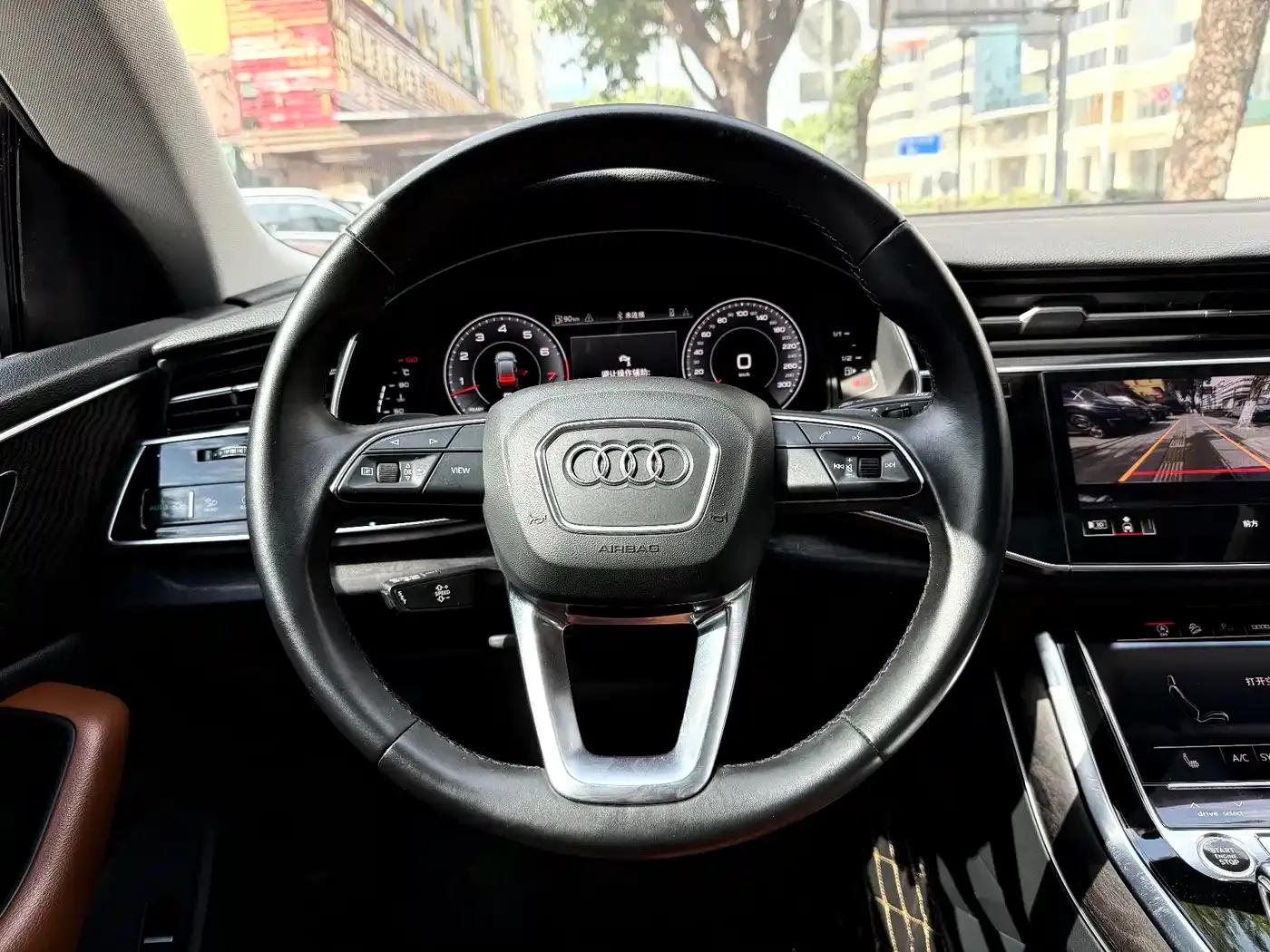Audi Q8 2022 55 TFSI Luxury Dynamic — миниатюра 11