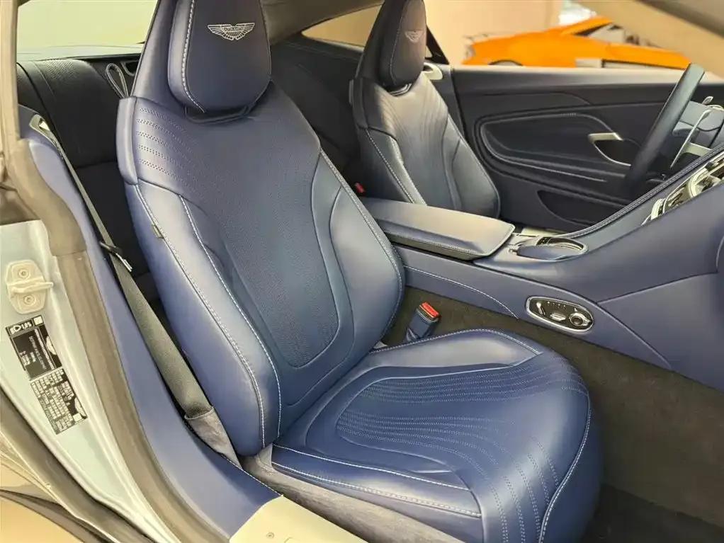 Aston Martin DB11 2020 4.0T V8 Coupe — миниатюра 10