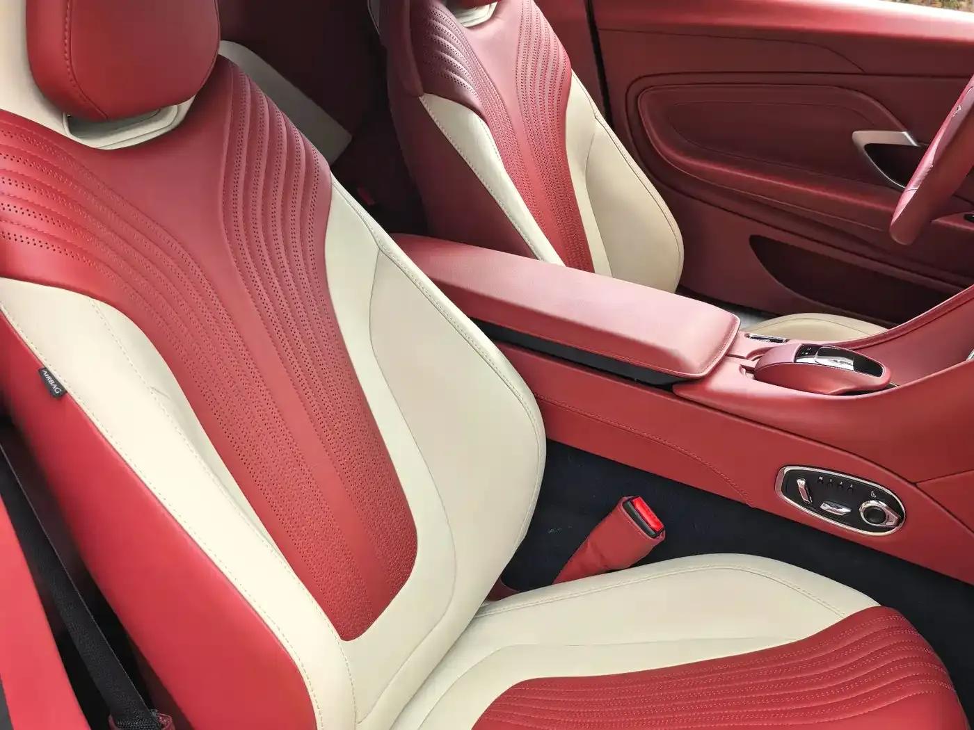 Aston Martin DB11 2022 4.0T V8 Coupe — миниатюра 11
