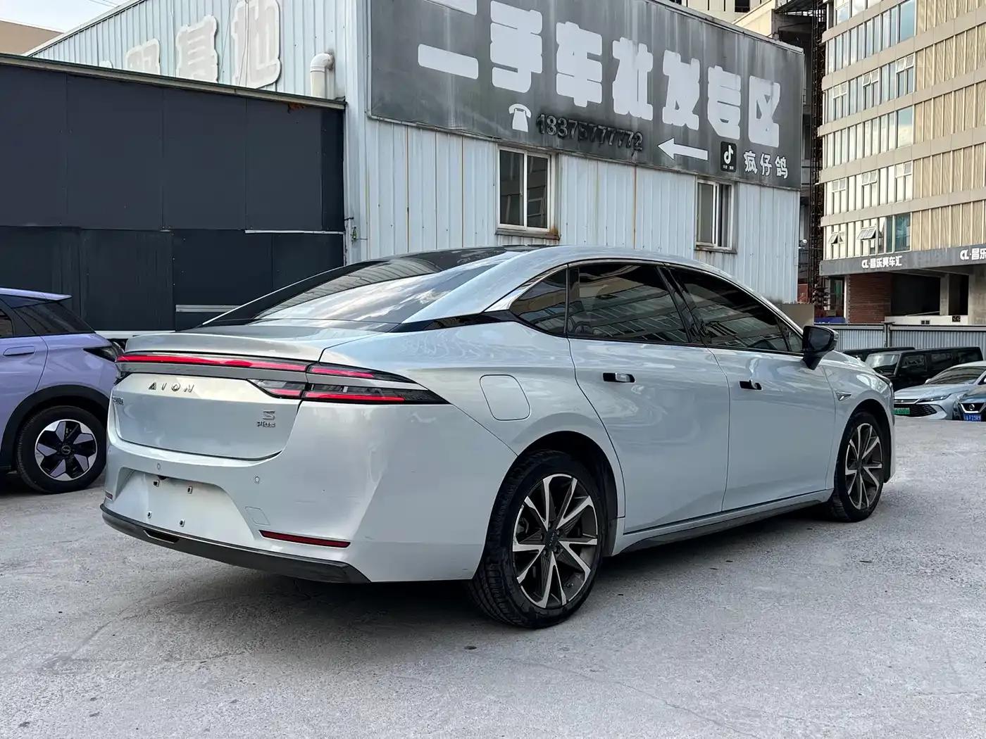 AION S Plus 2022 Model 70 Smart Driving Edition — миниатюра 6
