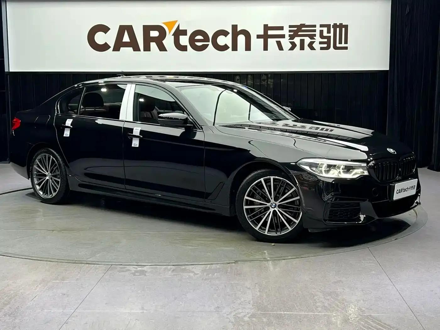 2020 BMW 5 Series 530Li Luxury M Sport Package — миниатюра 3