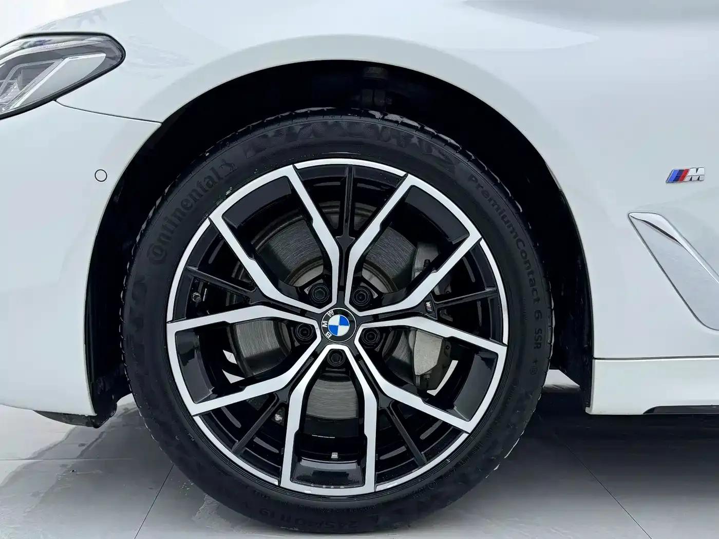 2023 BMW 5 Series 530Li Luxury M Sport Package — миниатюра 18