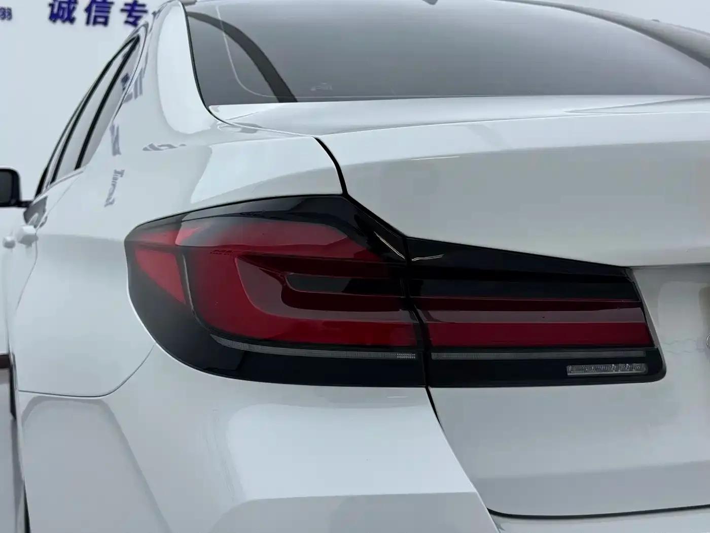 2023 BMW 5 Series 530Li Luxury M Sport Package — миниатюра 22