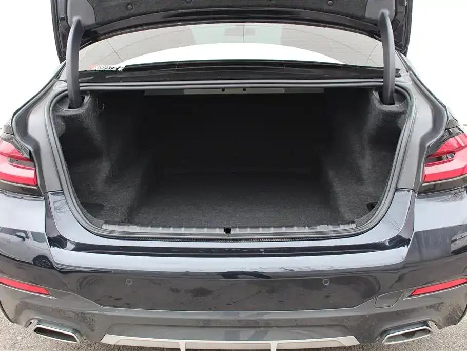BMW 5 Series 2022 Facelift II 530Li Leading Model M Sport Package — миниатюра 6