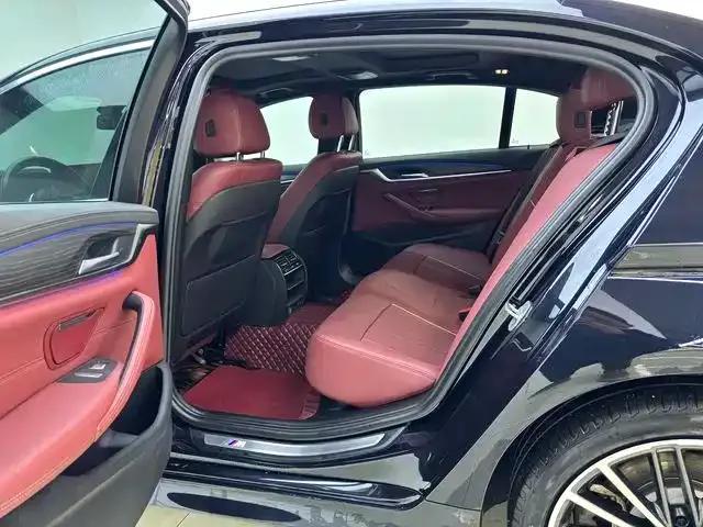 2021 BMW 5 Series 530Li Leading Edition M Sport Package — миниатюра 7