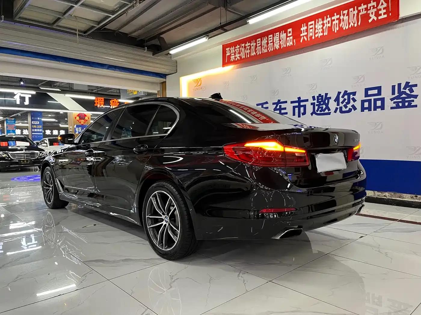 BMW 5 Series 2018 528Li Launch Special Edition — миниатюра 3