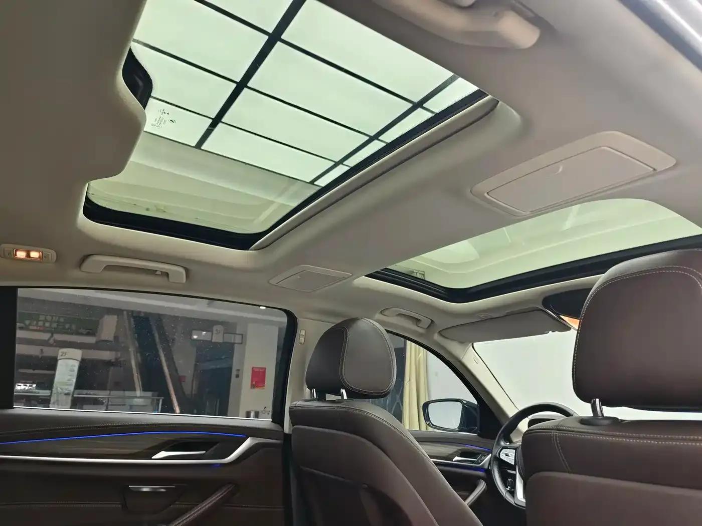 BMW 5 Series 2020 530Li Leading Luxury Package — миниатюра 10