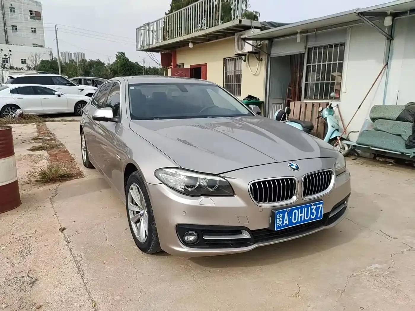 2017 BMW 5 Series 525Li Luxury Design Package — миниатюра 3