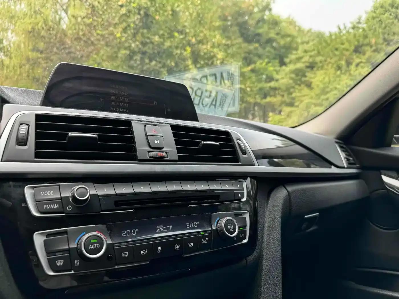 2017 BMW 3 Series 320Li M Sport — миниатюра 5