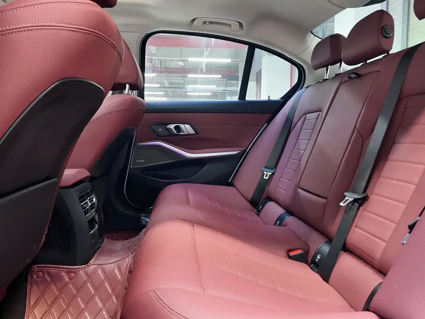 2021 BMW 3 Series 325i M Sport Shadow Edition — миниатюра 7