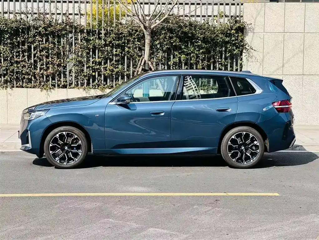 BMW X3 2025 xDrive30L Luxury M Sport Package — миниатюра 2