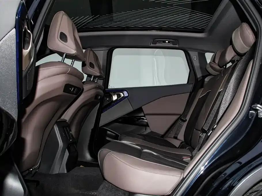 BMW X3 2025 xDrive30L Luxury M Sport Shadow Edition — миниатюра 20