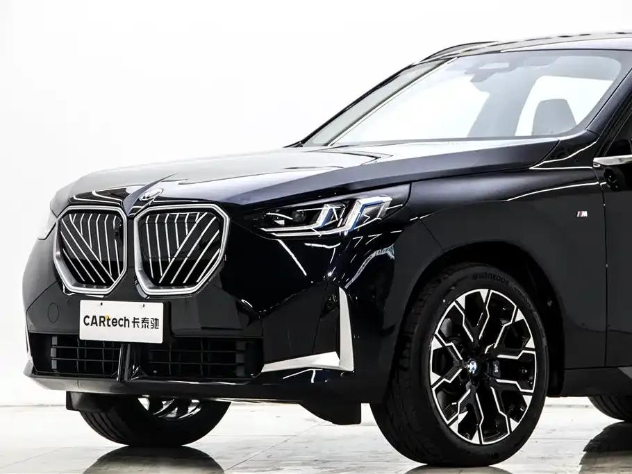 BMW X3 2025 xDrive30L Luxury M Sport Shadow Edition — миниатюра 8