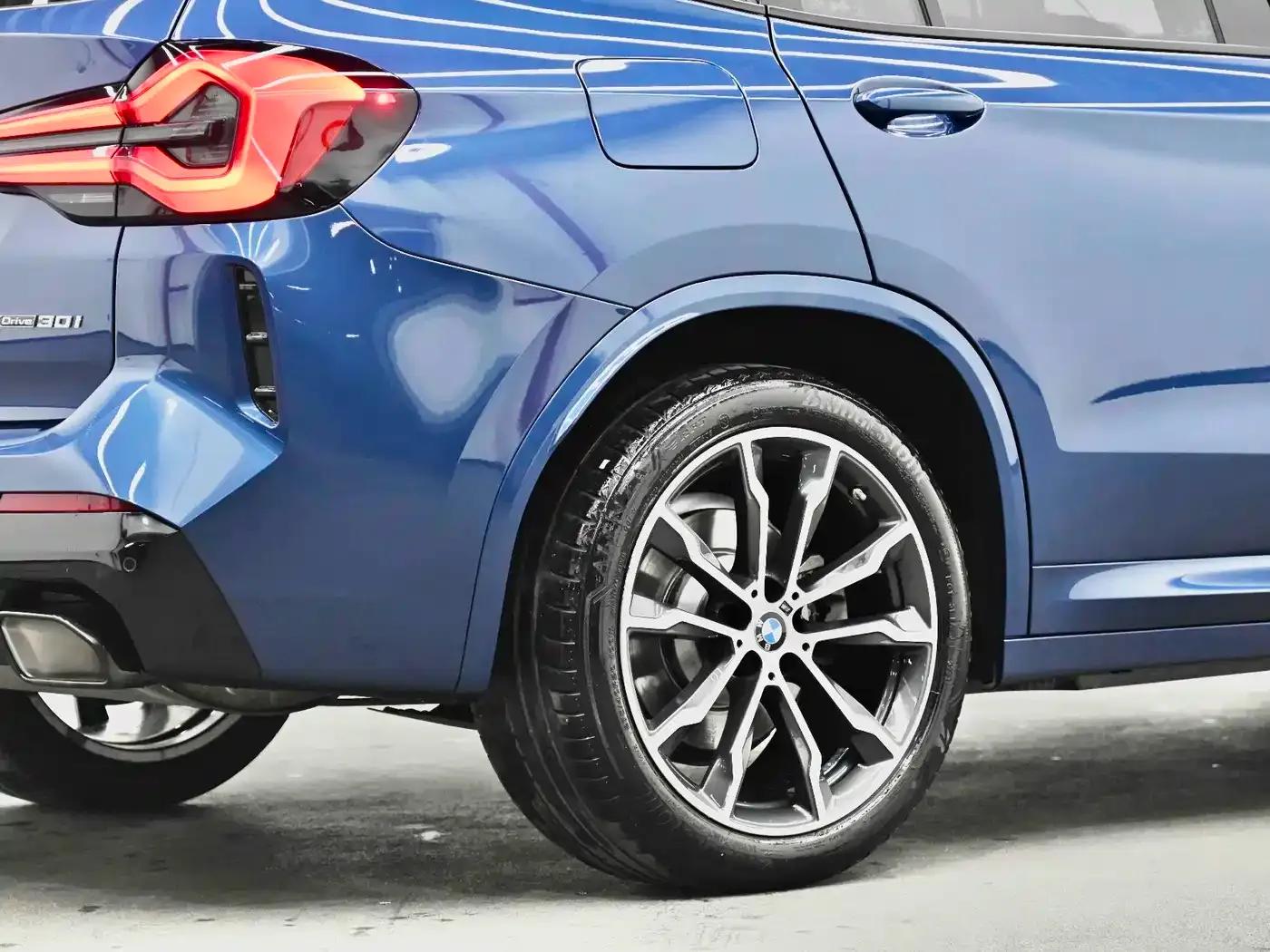 BMW X3 2022 xDrive30i Leading Edition M Sport Package — миниатюра 14