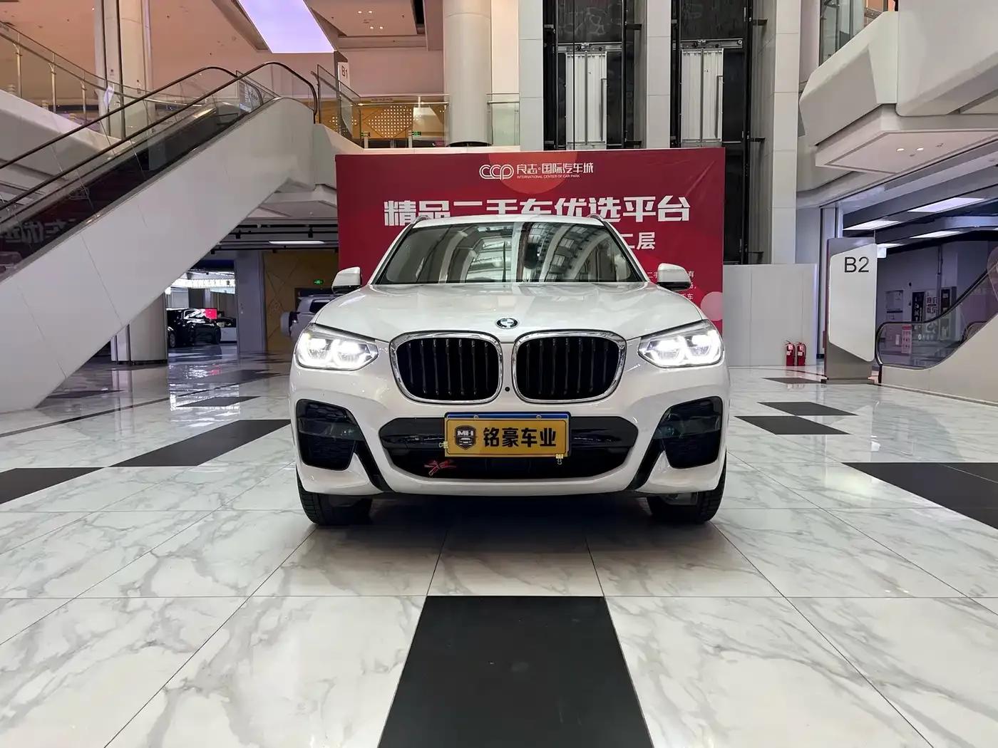BMW X3 2021 Facelift xDrive30i Leading M Sport Package — миниатюра 2