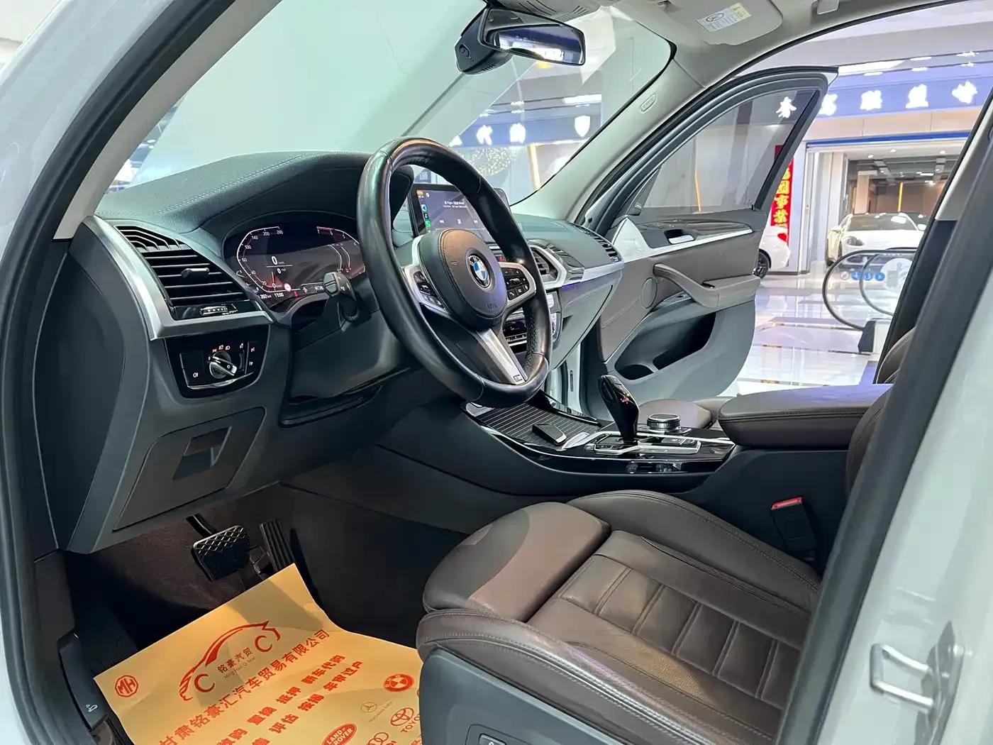BMW X3 2021 Facelift xDrive30i Leading M Sport Package — миниатюра 4