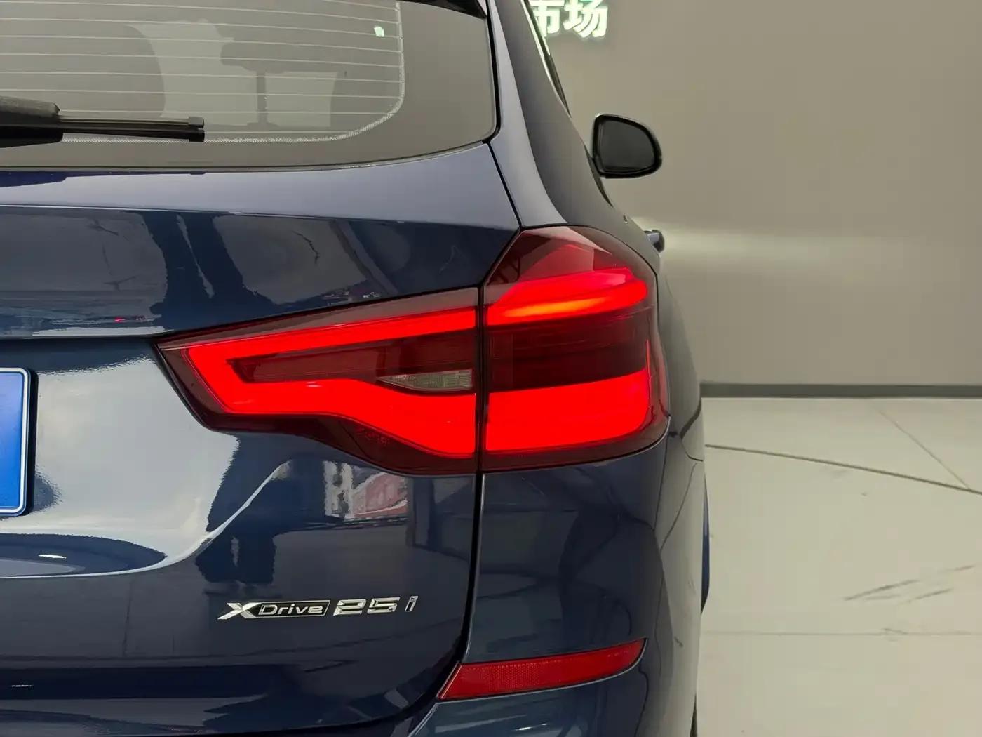BMW X3 2021 xDrive25i M Sport Package — миниатюра 5