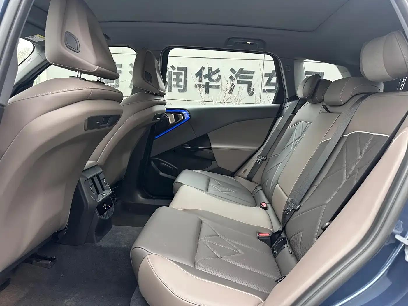 BMW X3 2025 xDrive30L Luxury M Sport Package — миниатюра 5