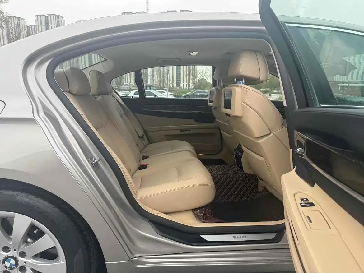 BMW 7 Series 2009 740Li Luxury — миниатюра 18