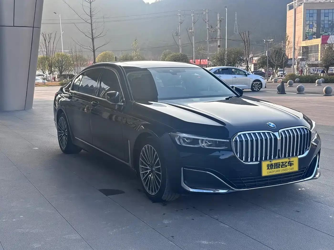 2019 BMW 7 Series 730Li Luxury Package — миниатюра 3