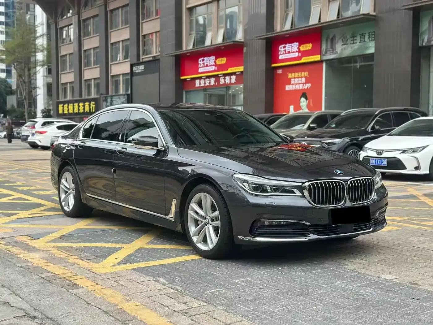 2016 BMW 7 Series 740Li Leading Edition — миниатюра 3