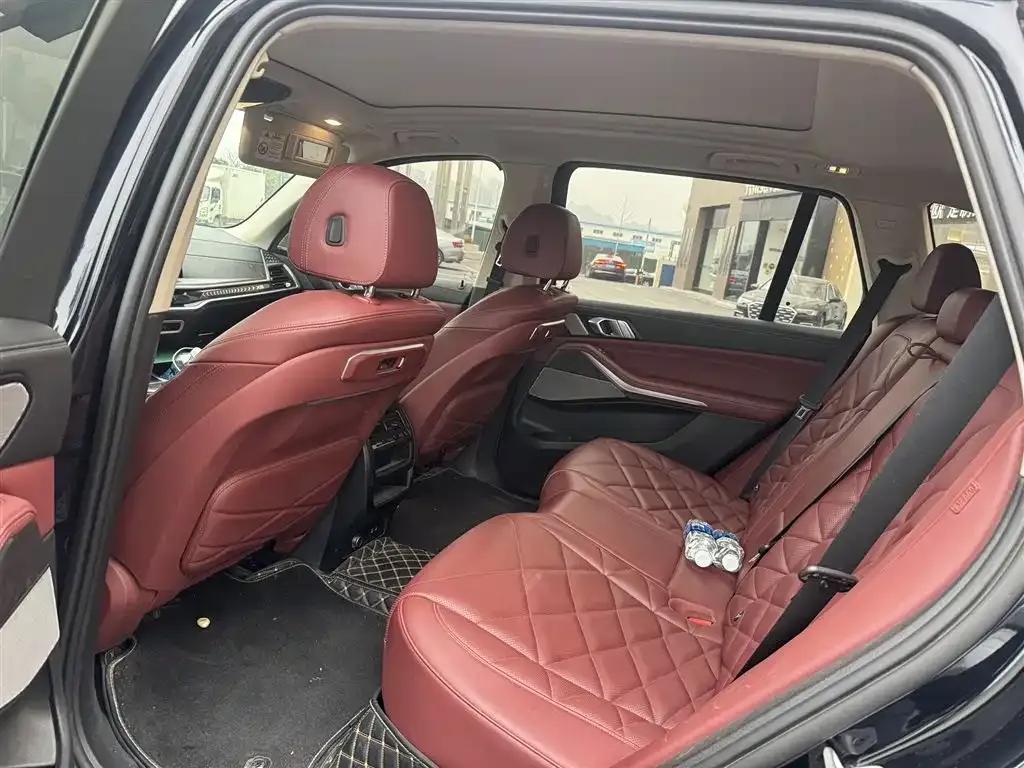 BMW X5 2023 xDrive 30Li M Sport Shadow Edition — миниатюра 4