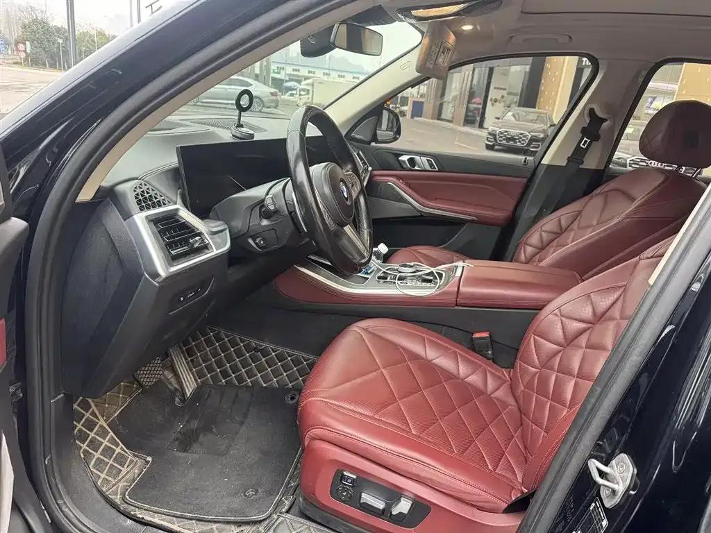 BMW X5 2023 xDrive 30Li M Sport Shadow Edition — миниатюра 6