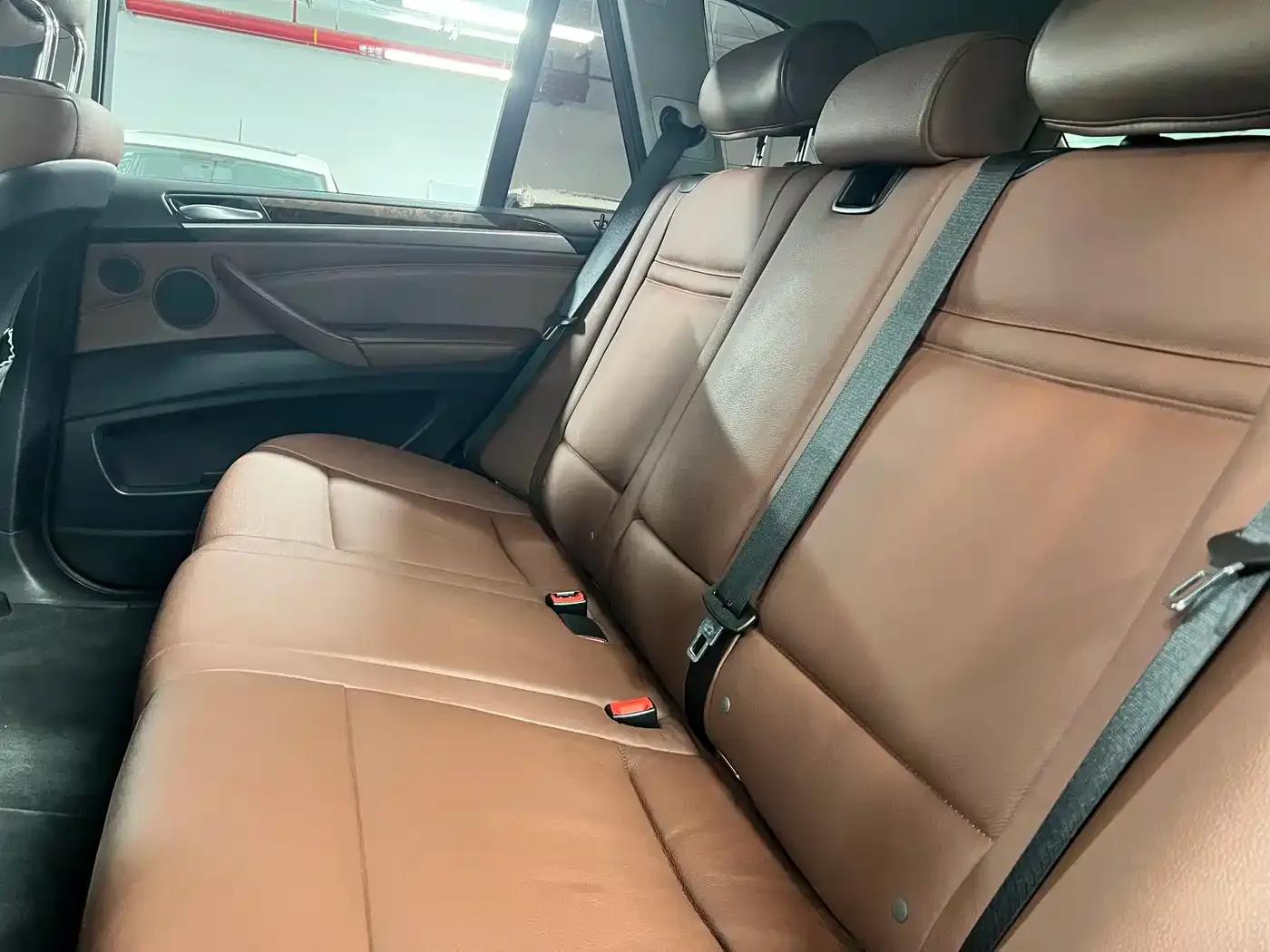 BMW X5 (Imported) 2011 xDrive35i Luxury — миниатюра 8