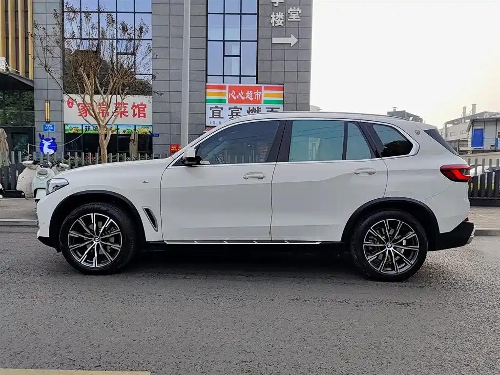 2019 BMW X5 xDrive40i M Sport Package (Imported) — миниатюра 3