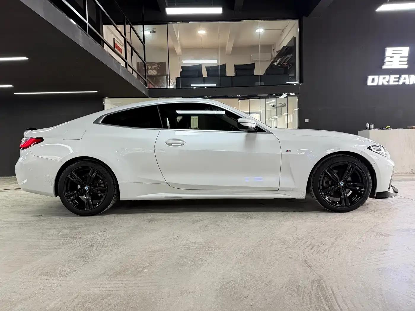 2022 BMW 4 Series 425i M Sport Package — миниатюра 11