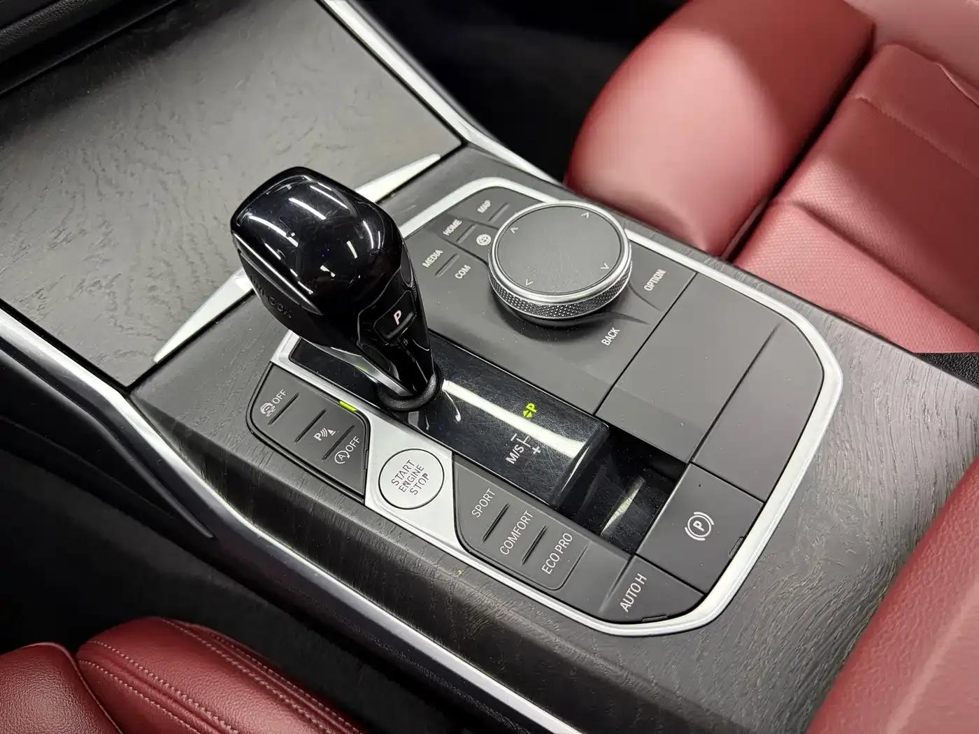 2022 BMW 4 Series 425i M Sport Package — миниатюра 18