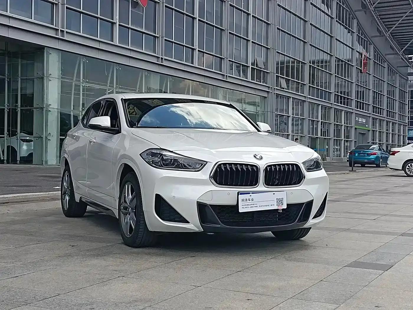 2021 BMW X2 xDrive25i M Sport Package — миниатюра 3
