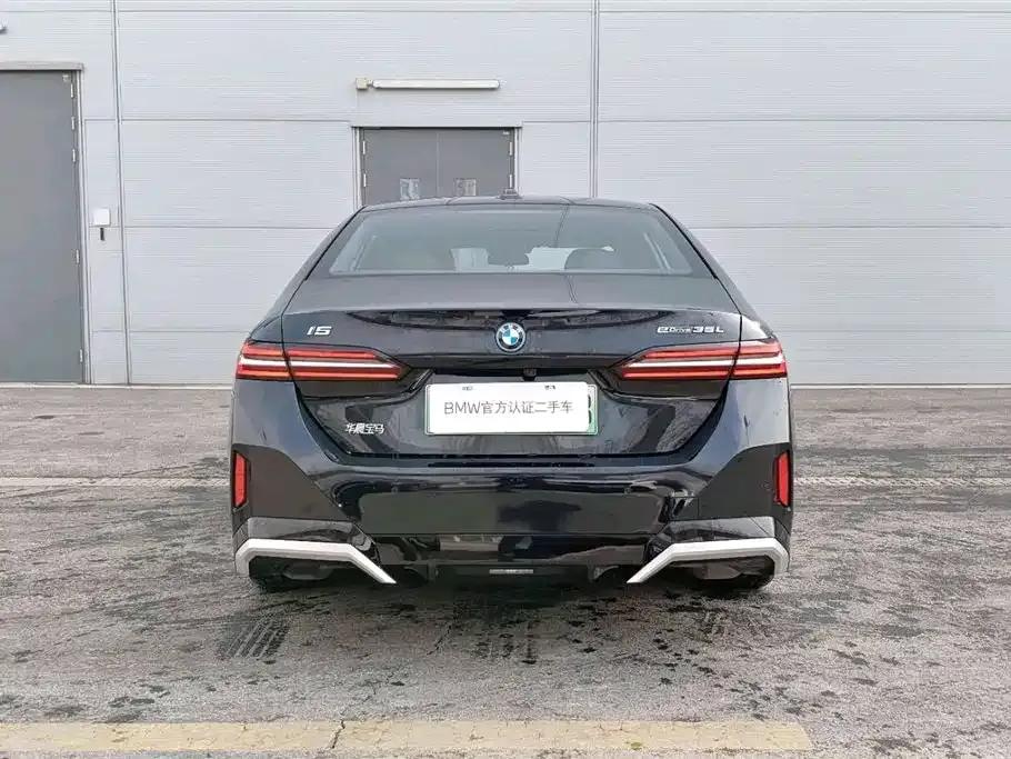 BMW i5 2024 eDrive 35L M Sport Package — миниатюра 3