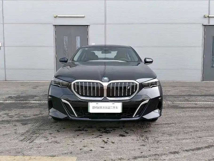 BMW i5 2024 eDrive 35L M Sport Package — миниатюра 4