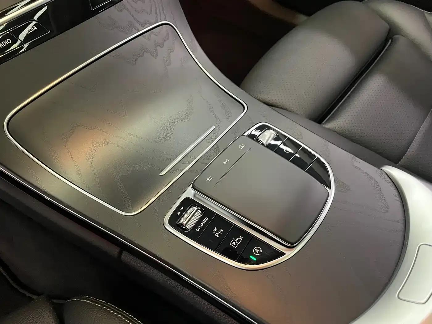 Mercedes-Benz C-Class 2020 Facelift C 260 L Sport Edition — миниатюра 17