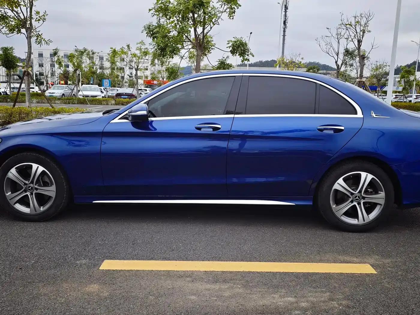 2020 Mercedes-Benz C-Class C 260 L Sport Edition — миниатюра 3