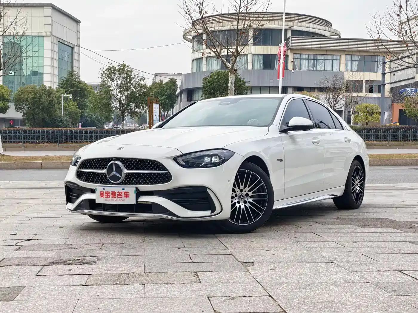 2024 Mercedes-Benz C-Class C 200 L Sport Edition — миниатюра 1