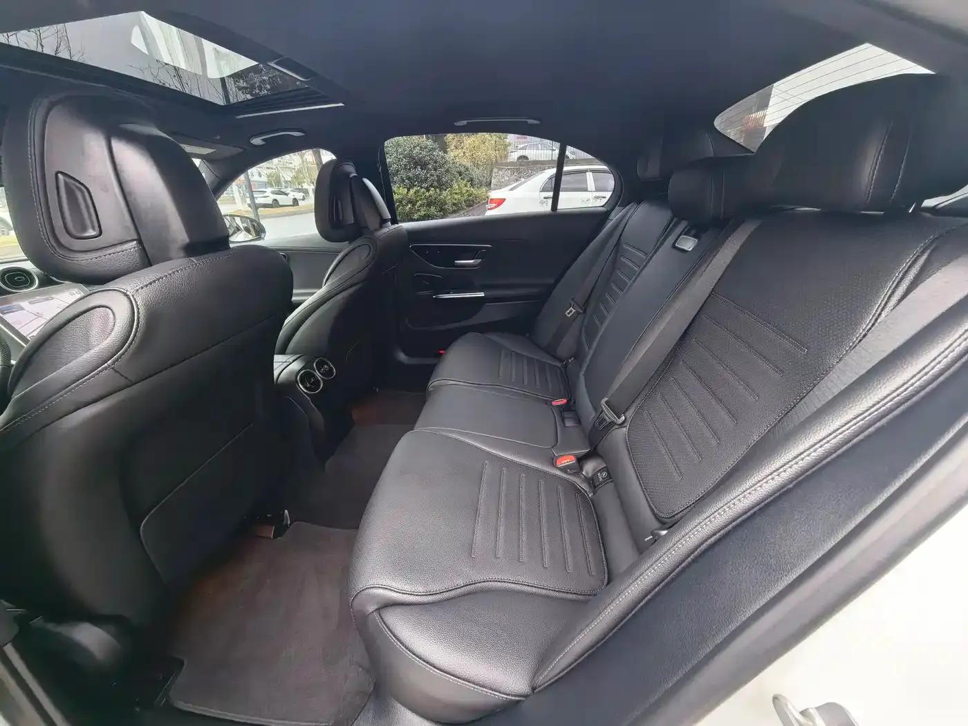 2024 Mercedes-Benz C-Class C 200 L Sport Edition — миниатюра 9