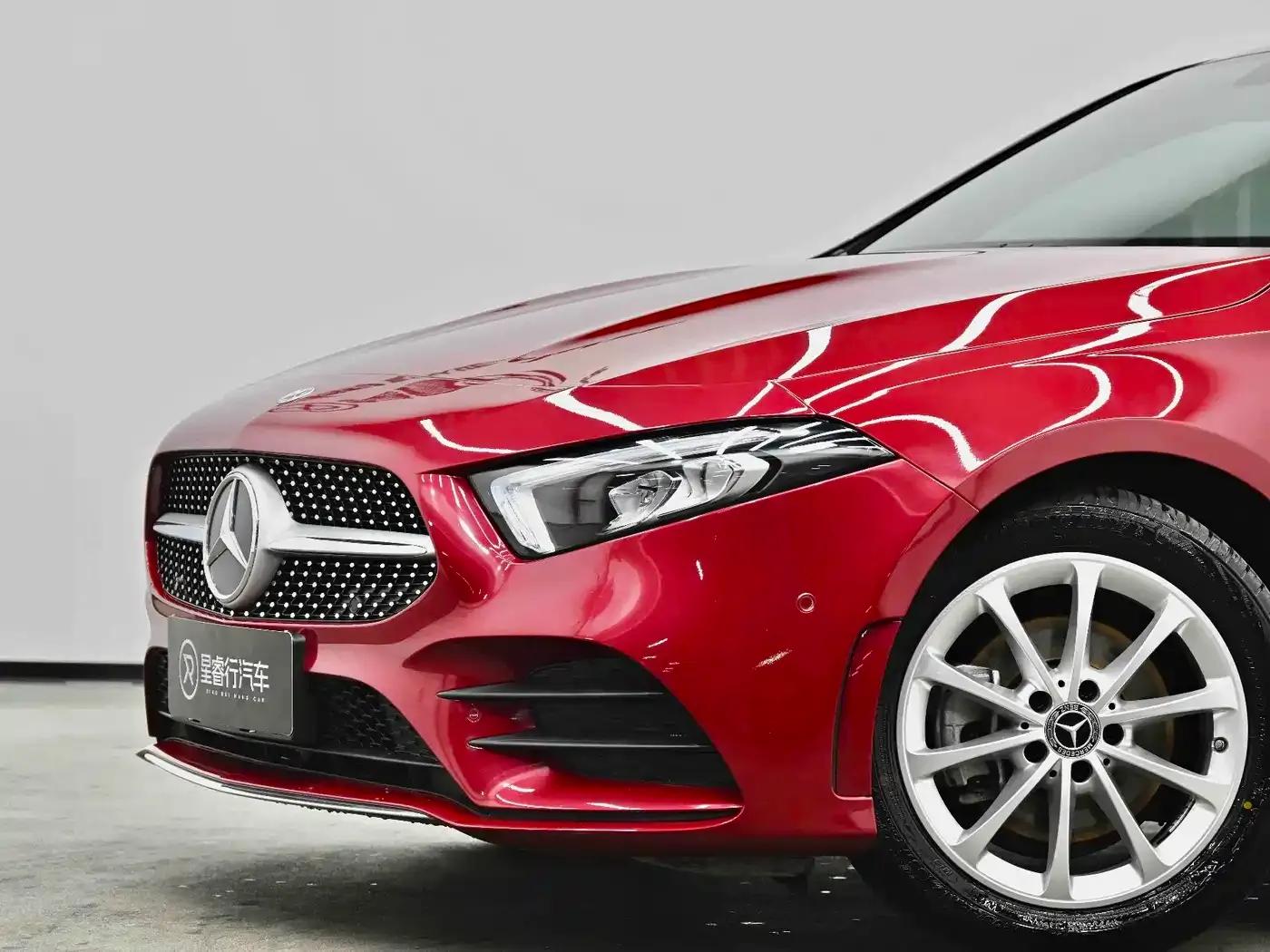 Mercedes-Benz A-Class 2022 A 200 L Sport Sedan Fashion Edition — миниатюра 2