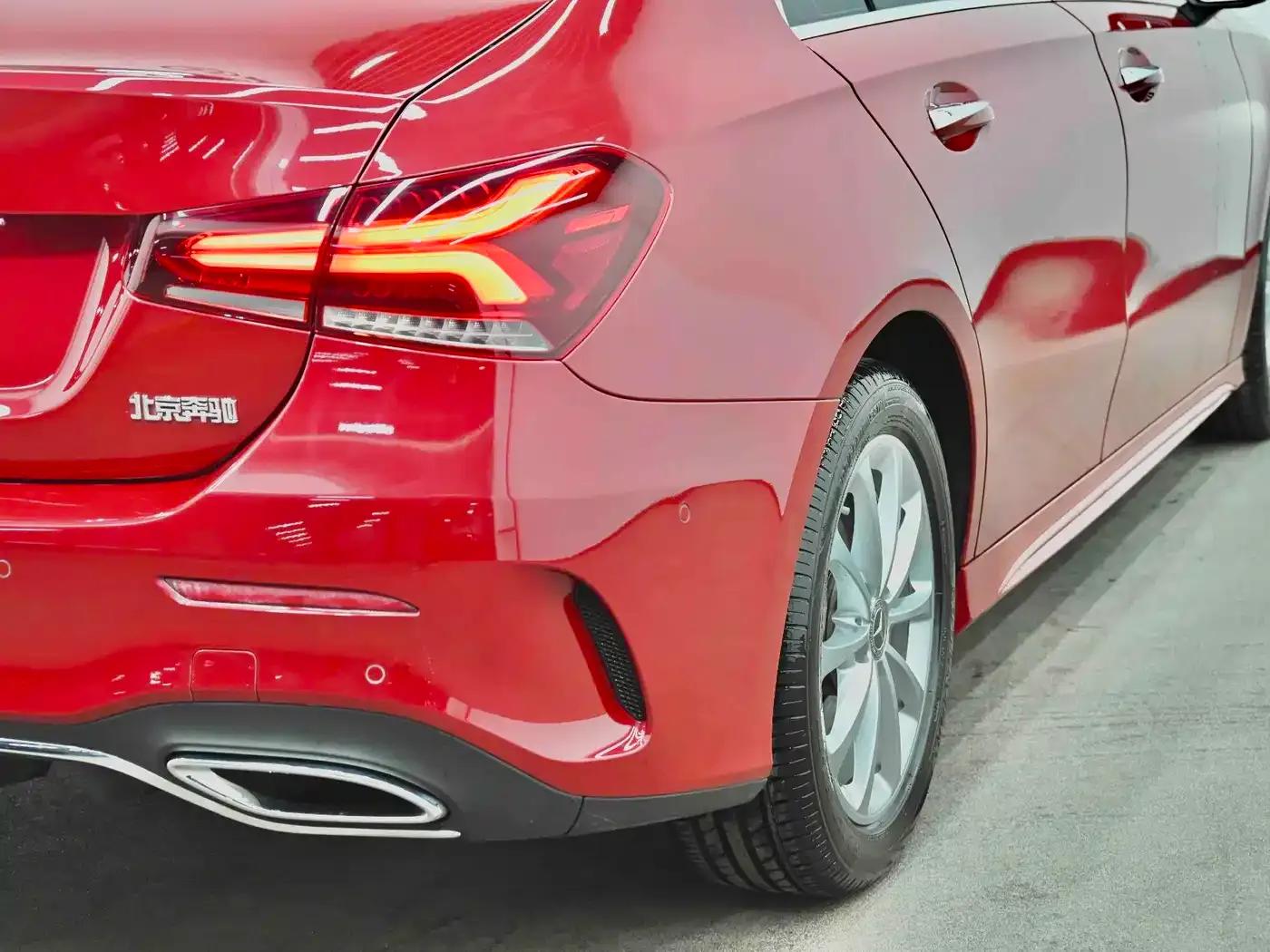 Mercedes-Benz A-Class 2022 A 200 L Sport Sedan Fashion Edition — миниатюра 11