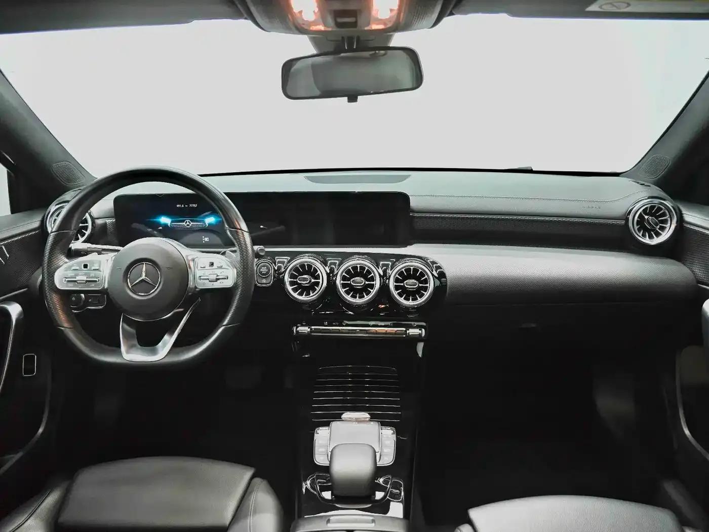 Mercedes-Benz A-Class 2022 A 200 L Sport Sedan Fashion Edition — миниатюра 17