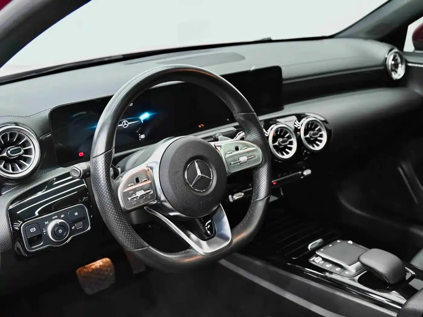 Mercedes-Benz A-Class 2022 A 200 L Sport Sedan Fashion Edition — миниатюра 27