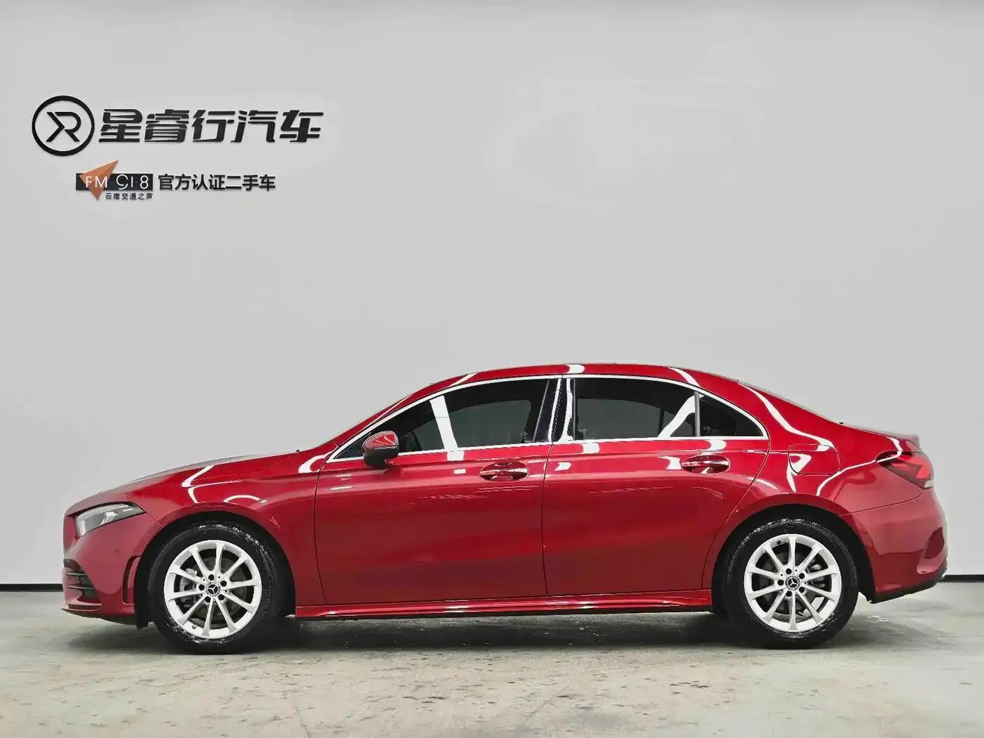 Mercedes-Benz A-Class 2022 A 200 L Sport Sedan Fashion Edition — миниатюра 35